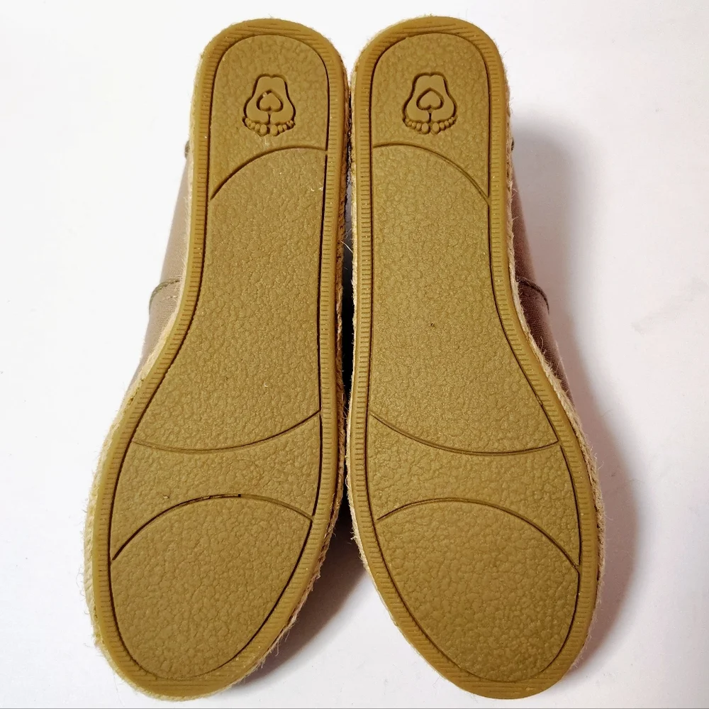 Skechers Bobs Women's Embroidered Slip-On Espadrille Canvas Arch Pillow Loafers